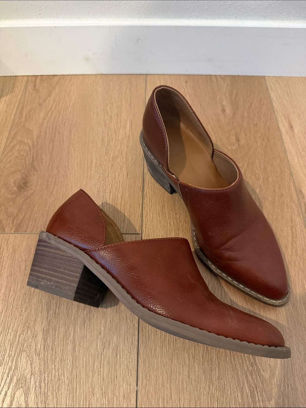 Universal Thread Women's Brown Cognac Block Heel Mules size 6